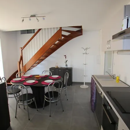 Montgolfiere Holiday home *